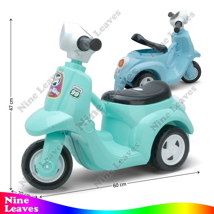 Mainan Tunggangan Motor Vespa Fun Bike Vespa