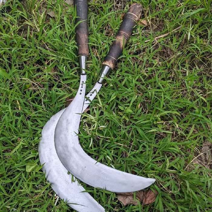 sabit arit pemangkas  rumput serbaguna super premium full baja sepuhan tua lebih  lebar dan besar di