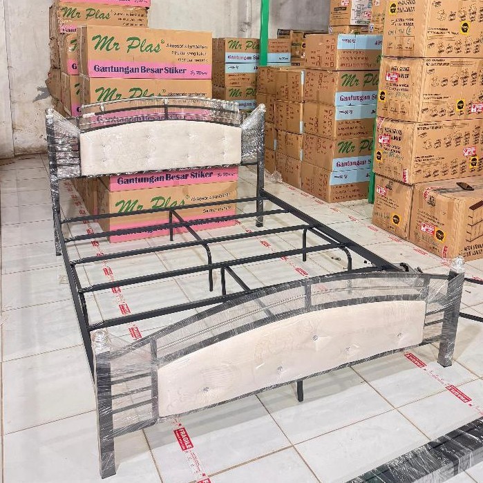 1 Set Ranjang Besi Minimalis + Kasur VITA FOAM / Divan Besi / Tempat Tidur KnockDown / Dipan Minimal