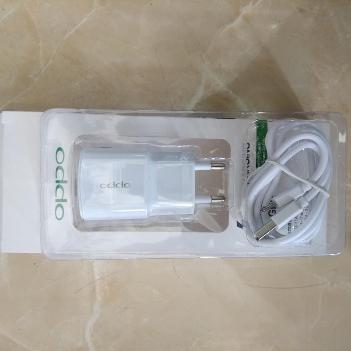 CASAN OPPO FAST CHARGING 2.1 A