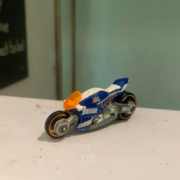 Hotwheels canyen carver putih motor loose junk 2ND
