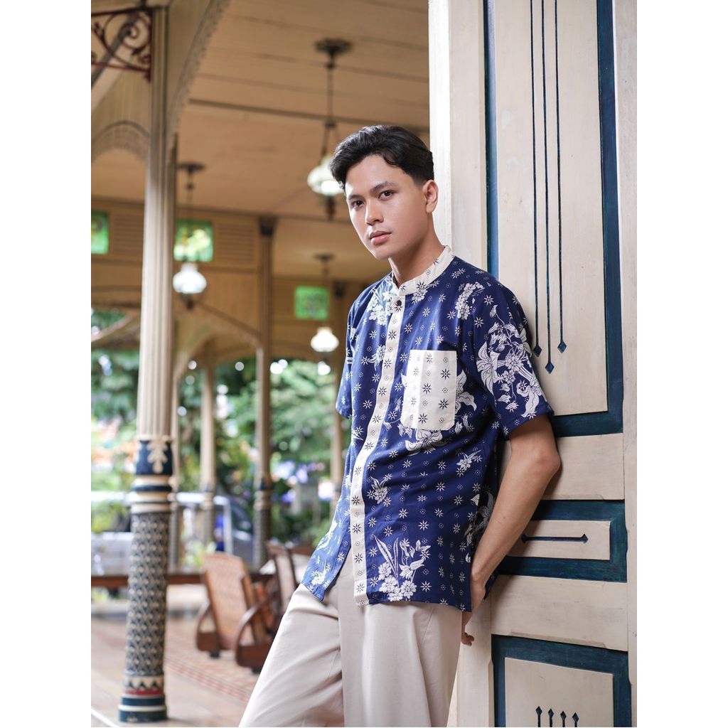 MARGARIA BATIK - Kemeja ARSA - Kemeja Batik Pria - Lengan Pendek - Atasan Batik Pria - LUMINOUS RAYA
