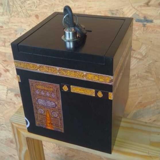 Celengan Kabah Target Jumbo Besar Kunci Ka'bah Termurah Tempat Nabung Uang Celengan Besar Bahan Kayu