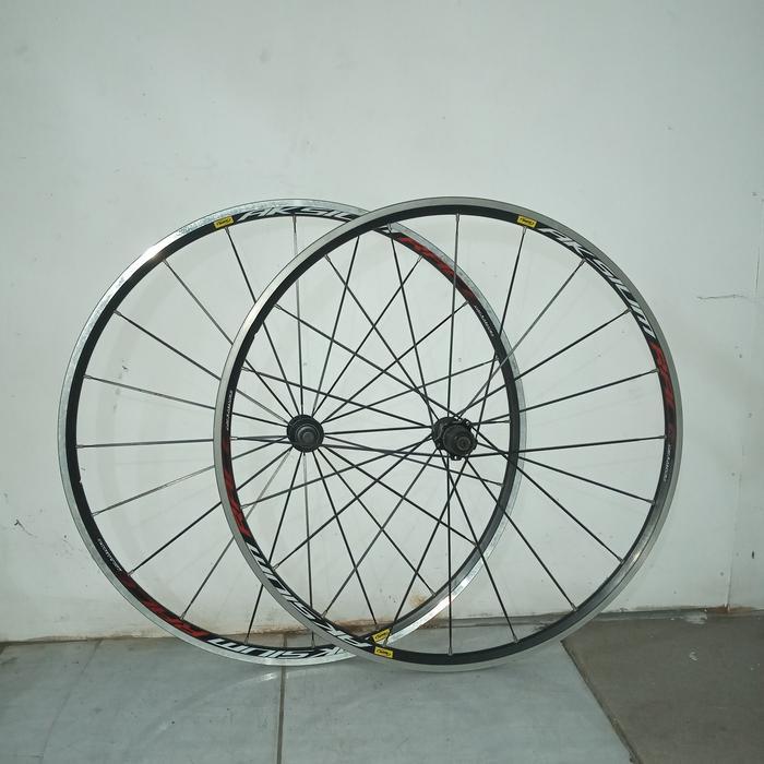 wheelset Mavic Aksium 700c