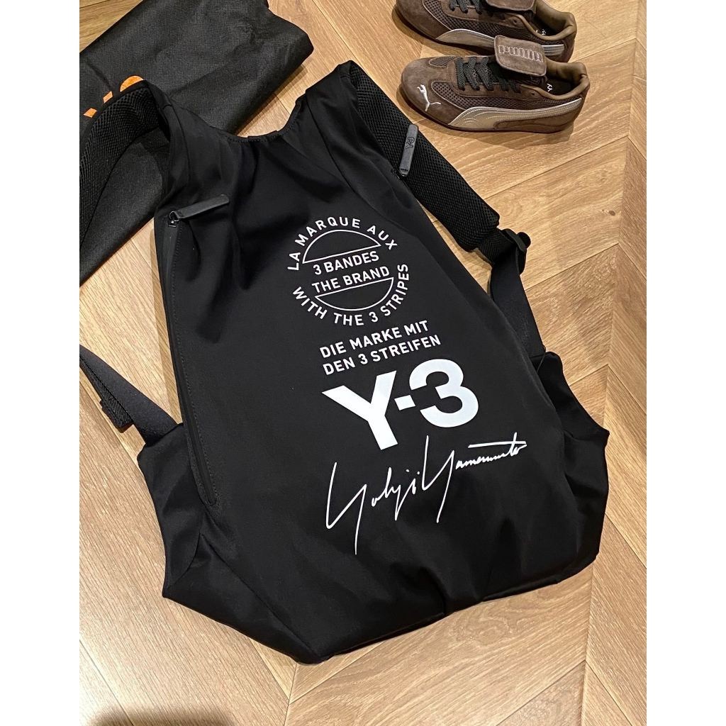 Y-3 Yohji Yamamoto Tas ransel ransel bermotif tanda tangan gelap