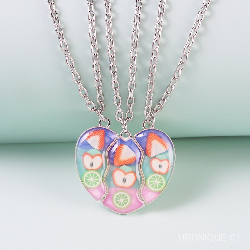 COD Kalung magnetik bertema buah untuk tiga orang dengan desain tetesan minyak liontin hati yang dir