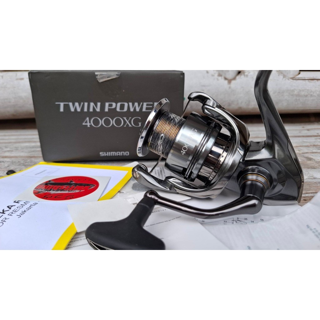 SECOND SPINNING REEL SHIMANO 24 TWIN POWER 4000XG