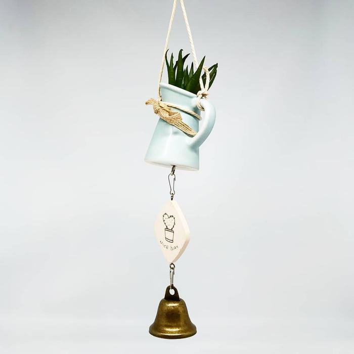 Gantungan Pintu Lonceng Bunga B