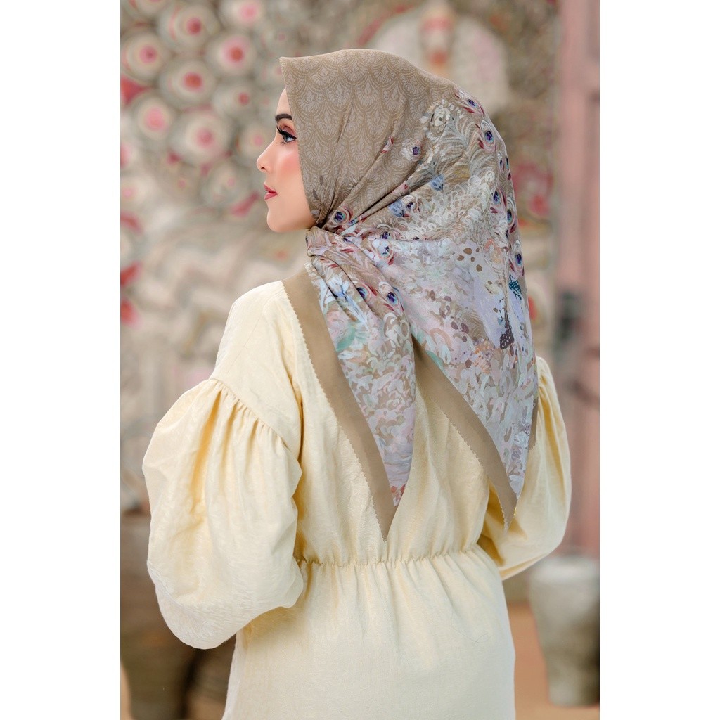 Buttonscarves The Ederra Voal Square - Mojave