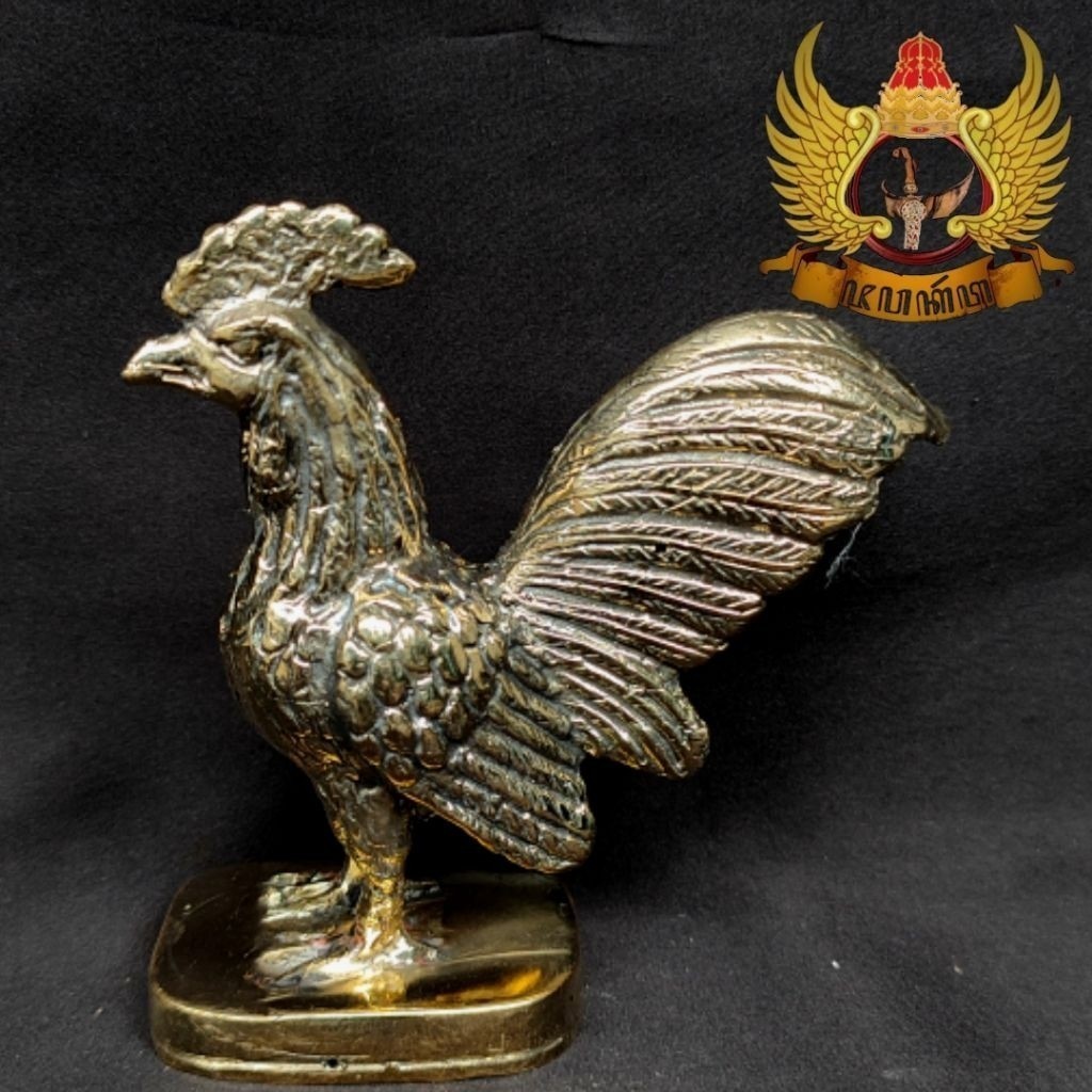Patung Ayam Jago Bahan Full Kuningan Warna Kuning Emas Detail Bagus
