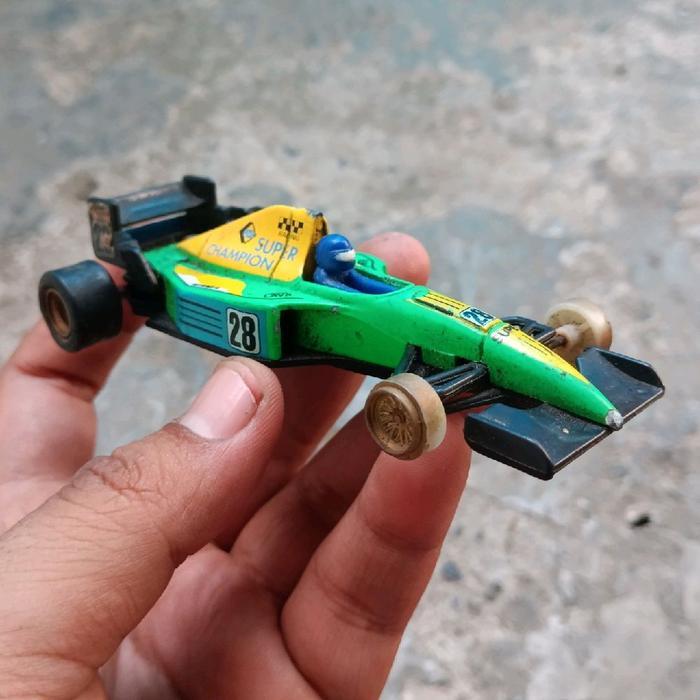 diecast F1 welly bahan custom skala 43 kayanya diecast loose mobilan f1