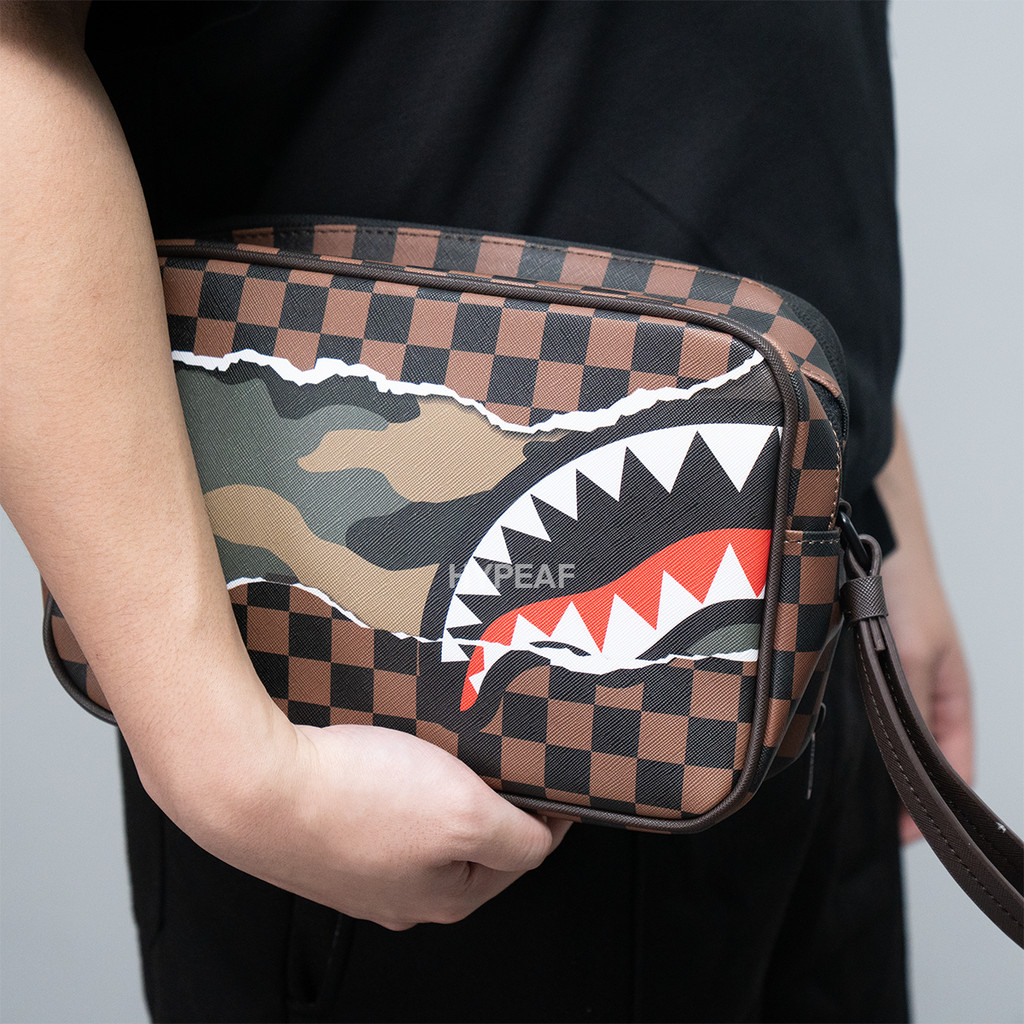 SPRAYGROUND Tear It Up Camo Toiletry Brick Pouch Dompet Original