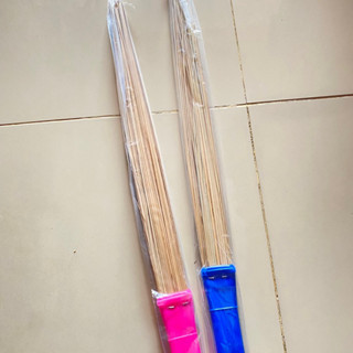 SAPU LIDI KASUR  WARNA PUTIH  TEBAL- SAPU LIDI - SAPU - PEMBERSIH KASUR