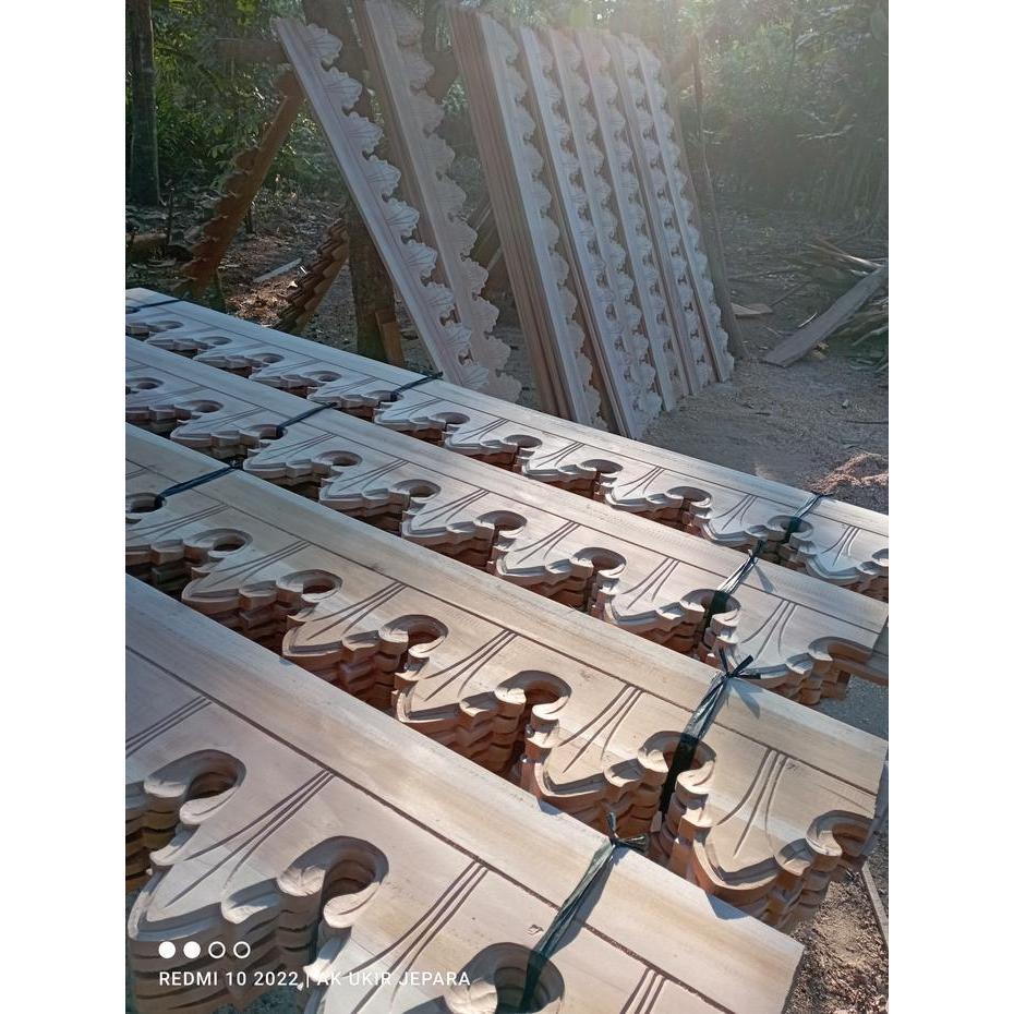 lisplang ukir kayu jati