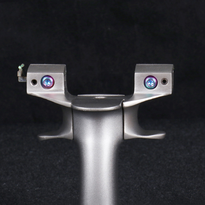 Outdoor hunting shooting slingshot high-precision shooting stainless steel slingshot with rubber str