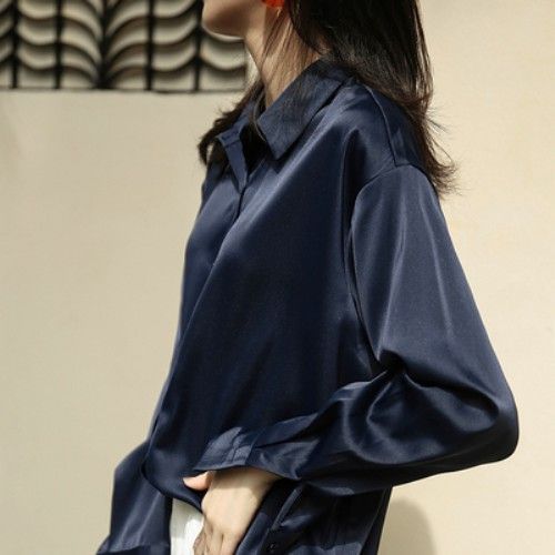 Kemeja satin sutra wanita berkualitas tinggi Kemeja satin lengan panjang, model longgar