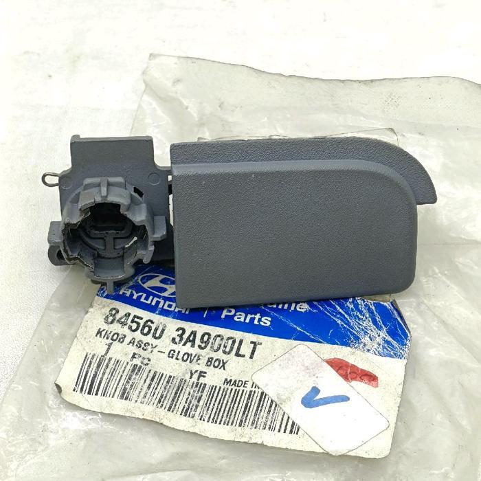 Handle Laci Knob Dashboard Hyundai Trajet Original PASSS