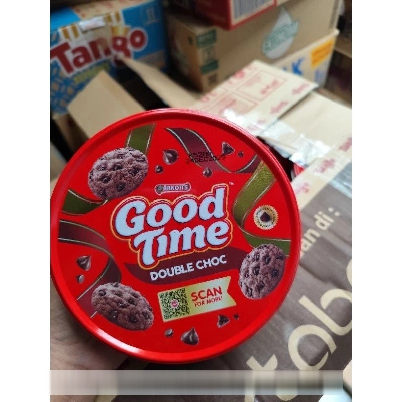 Grosir good time kaleng cookies double chocochips 133gr biskuit original coklat arnot kue lebaran pa