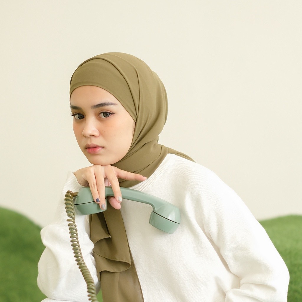 Lozy Hijab - Yure Inner Shawl (Pashmina Ceruti Babydoll)
