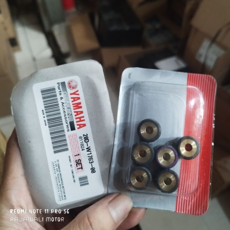 28D-W1763-00 roller mio, sporty, smile, mio j 28D Yamaha original