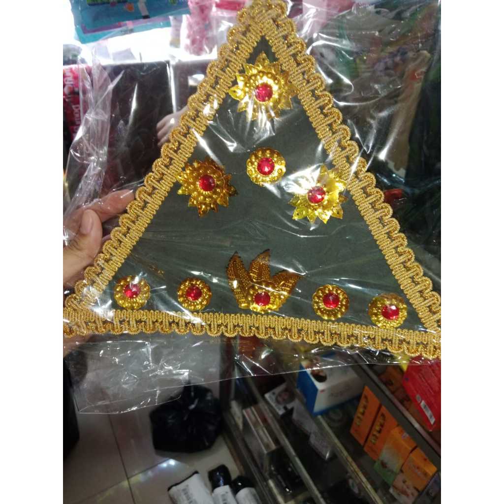 Topi Tari Saman Etnik Manik Merah Daun Emas