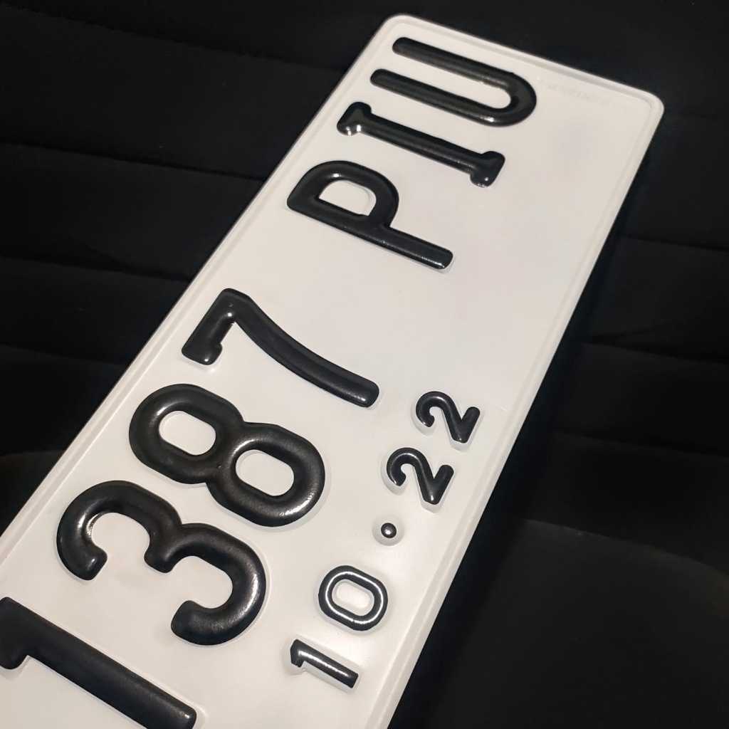 Plat putih mobil ukuran standar/plat mobil murah