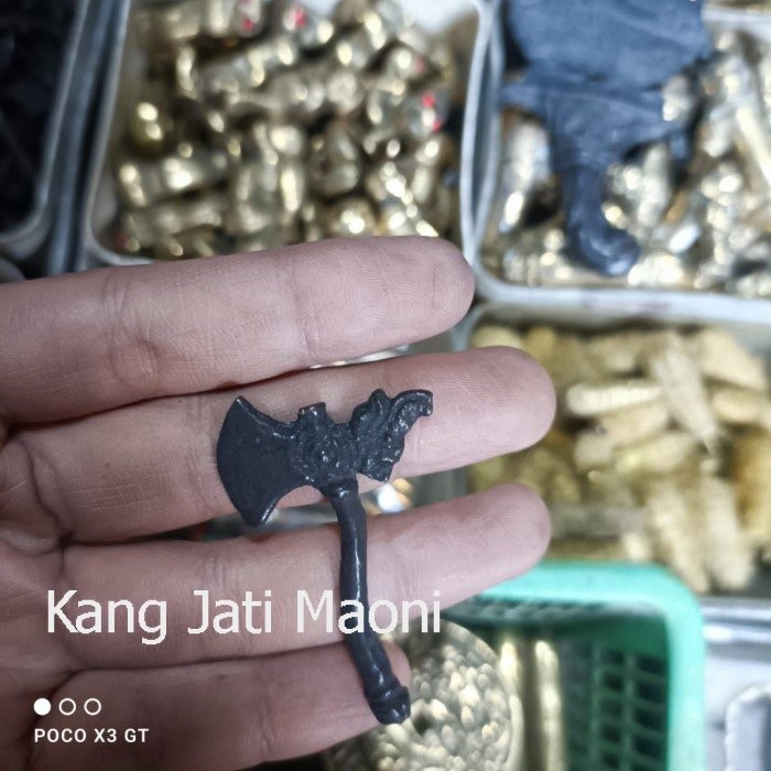 pusaka kapak hitam kuningan asli bkn sengkelat panimbal Asli Paling Mewah DFG654