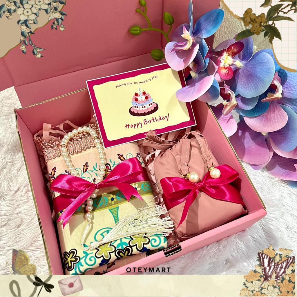 Terbaru Kado Ulang Tahun Cewek Hampers Mukena Travelling Hadiah Lebaran Idul Fitri