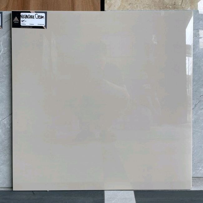 Granit Lantai Dan Dinding 60x60 Nusantara Cream Glazed Polish | Kilap | Glossy Product Arna