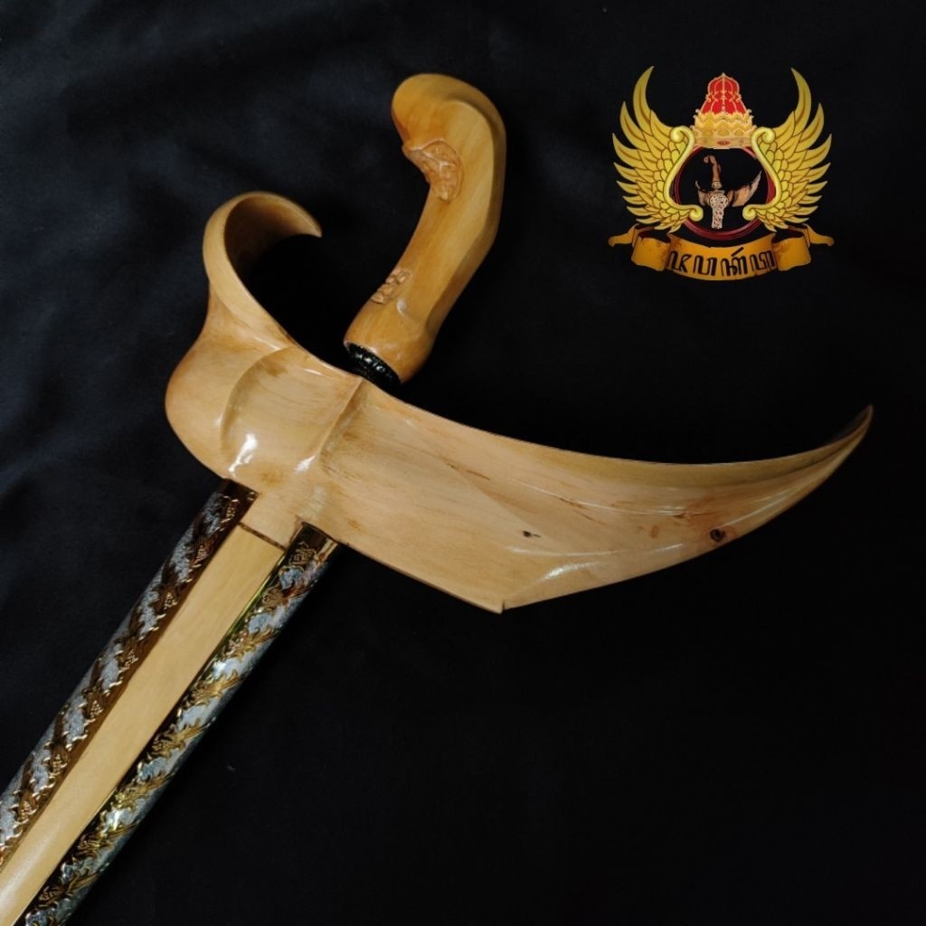 Warangka Ladrang Gaya Surakarta Kayu Cendana Jawa Garap Alusan