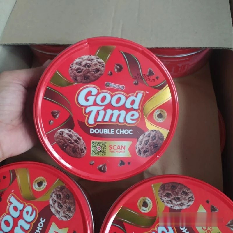 Grosir good time kaleng cookies double chocochips 133gr biskuit original coklat arnot kue lebaran pa