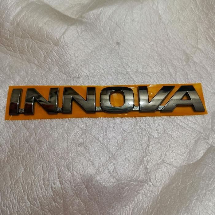 emblem tulisan innova bagasi innova reborn black crome/crome Car - black crome
