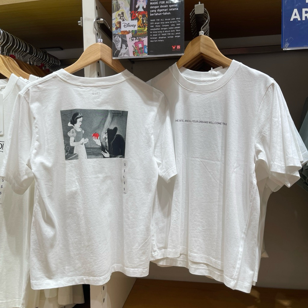 Kaos Tshirt Uniqlo Woman MFA PRINCESS white