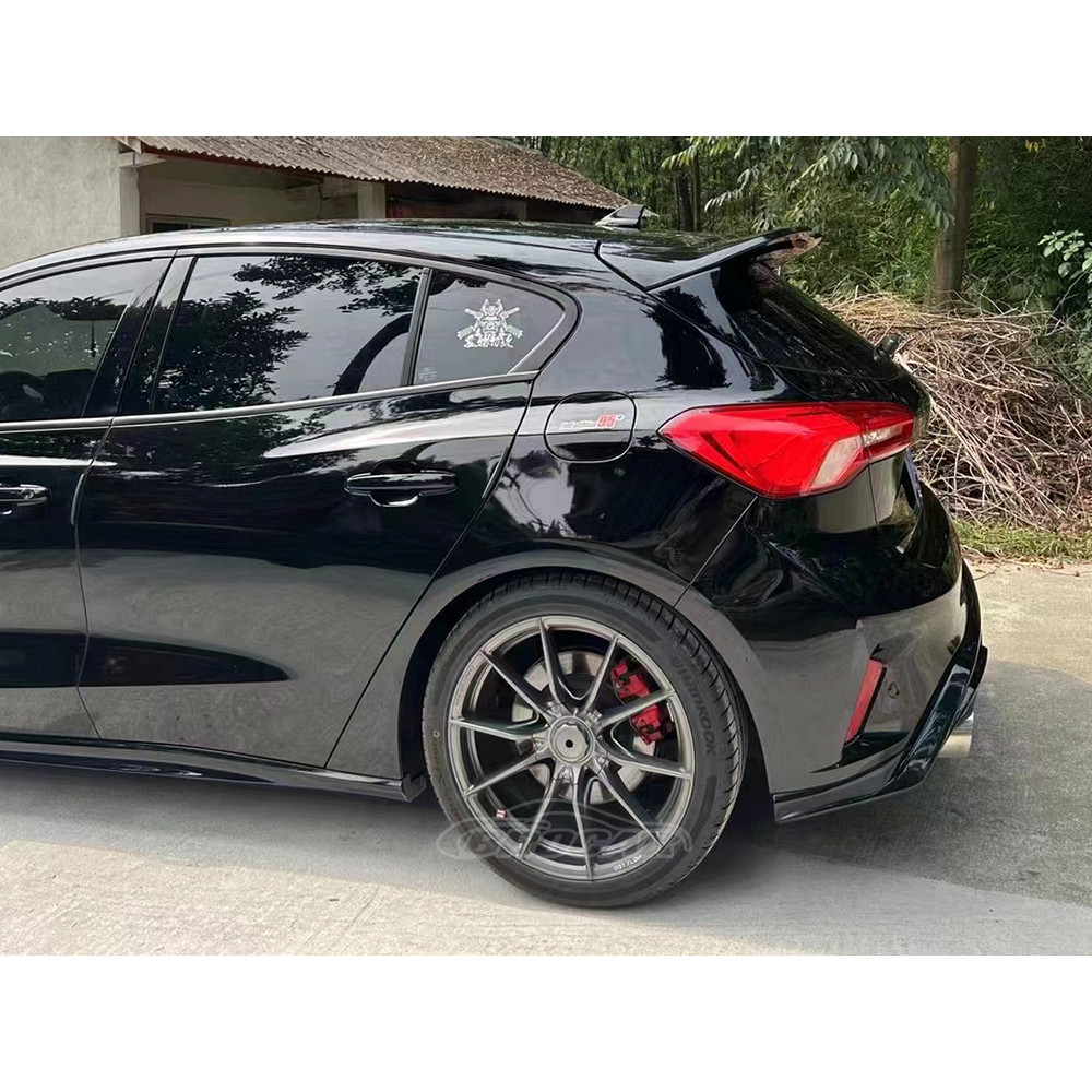 For Ford Focus Hatchback 2019 - 2021 High Quality ABS Material Glossy Black Rear Spoiler Trunk Boot 