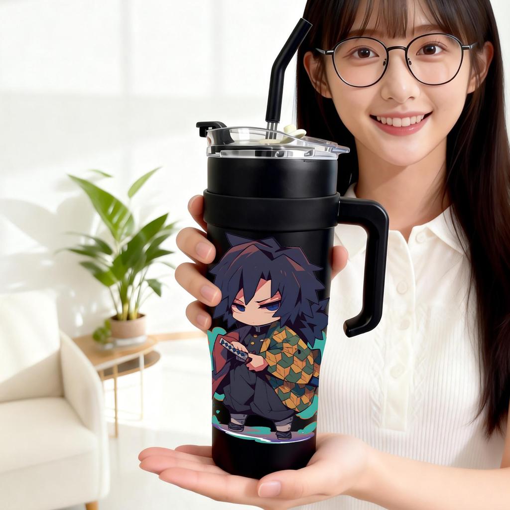 Tumbler Botol Minum Motif Anime Demon Slayer Karakter Giyu 1182ml Jumbo– Botol Minum Besar Kekinian 