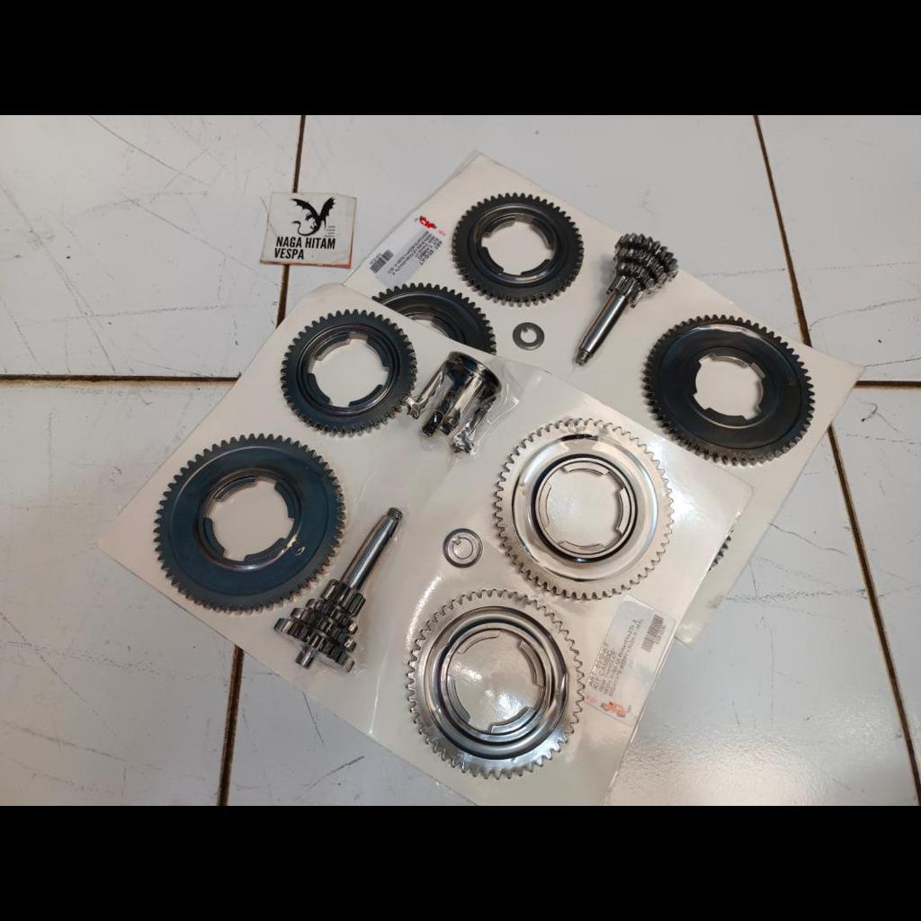 4 speed Vespa Smallframe original baru by cif italy Vespa PTS pnp