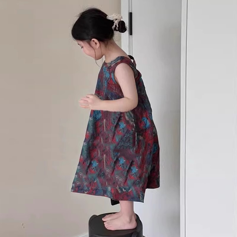 Mentari Kecil Gaun anak-anak Korea, gaun rompi motif bunga retro, bergaya.