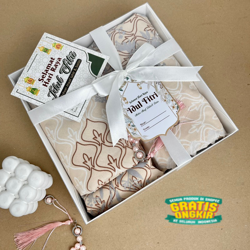 Kado Hampers Mukena Premium Gift Box Cewek Hampers Lebaran Idul Fitri Untuk Guru Traveling Hampers U