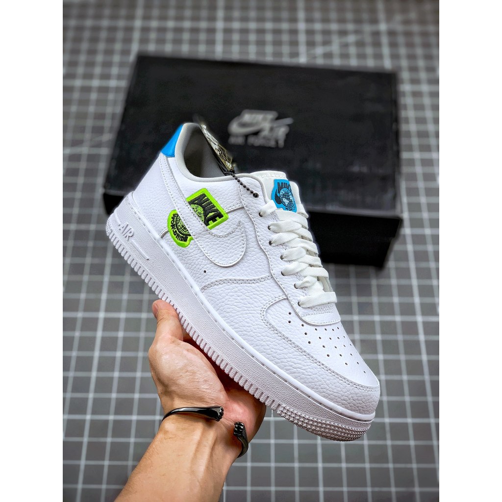 Nike Air Force 1 '07 Low Worldwide Pack Sepatu Putih Emblem Warna-warni Pria Wanita