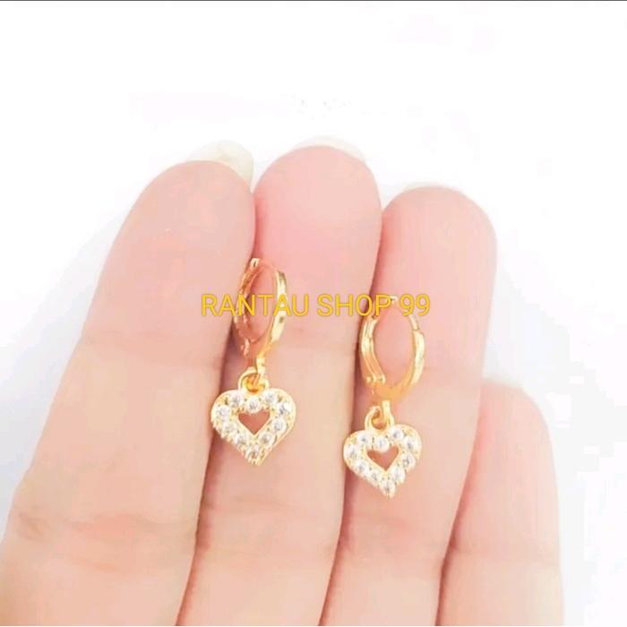 anting anak titanium motif love fashion anak tidak karat Anting-Anting