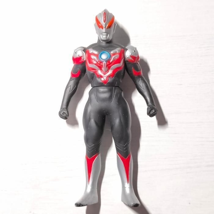 ULTRAMAN ORB THUNDER BREASTER FORM SPARK DOLL  14CM