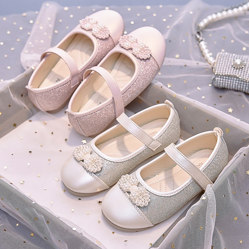 sepatu kulit kecil model baru untuk anak perempuan, sepatu tunggal