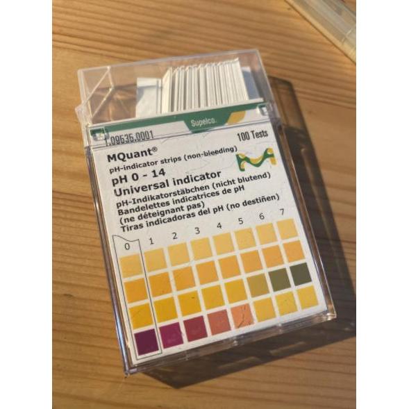 Kertas Lakmus pH 0-14 Merck (Universal Indicator)