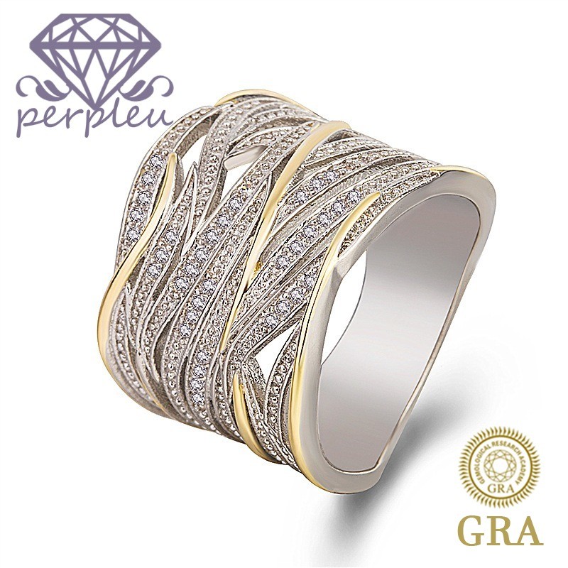 Sertifikat GRA Gratis Cincin Berlian Moissanite Emas Putih 18K Dengan Desain Kawat Emas Lebar