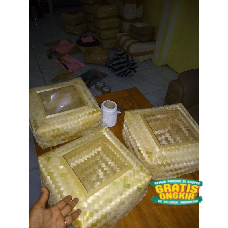 M25-BESEK MIKA 25 X25 X 9-box mika-hampers ramadhan-kado wisuda-box hantaran-seserahan nikah--paper 