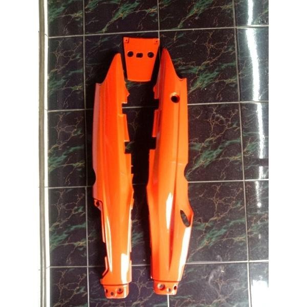 cover body bodi fiz r fizr orange + ped mirip ori