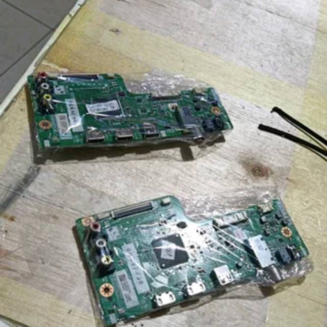 Mb - Mainboard - Motherboard - Mobo - Micom - Modul - Mesin Tv LED Sharp LC32SA4100I - LC32SA41001 -