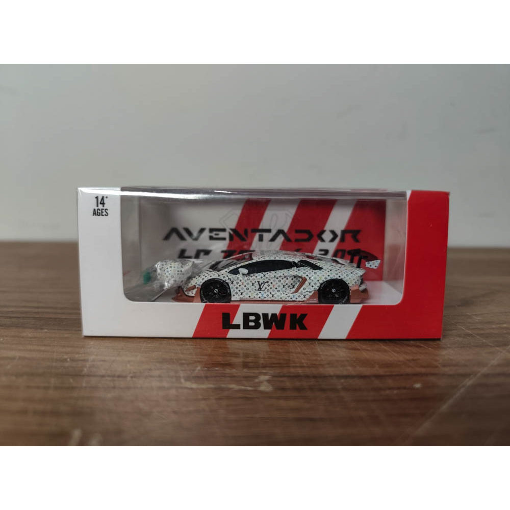 LBWK Lamborghini Aventador Louis Vuitton White Edition With Figure