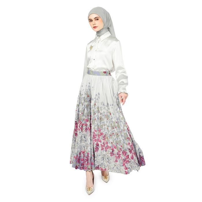 Nada Puspita - Bonjour Pleated Skirt - Ivory, S