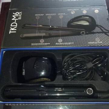 Catok Rambut Uap Takeda pro